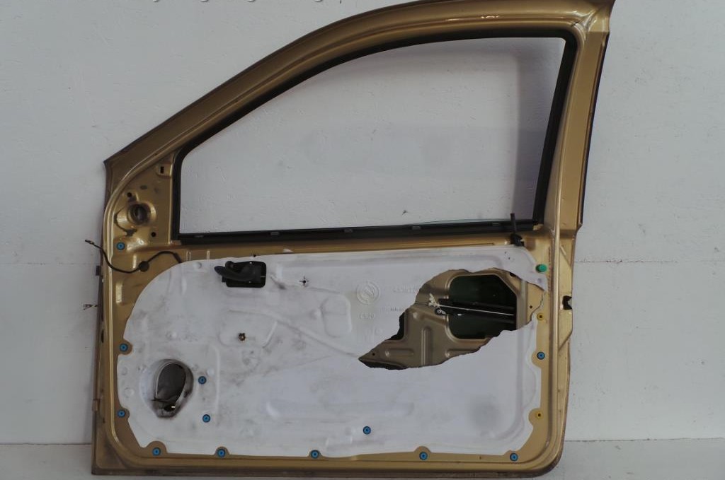 Fiat Punto 188 T&uuml;r vorn rechts Beifahrert&uuml;r 3 T&uuml;rer Rohbau Gold met